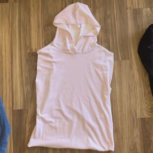 Sleeveless hoodie
